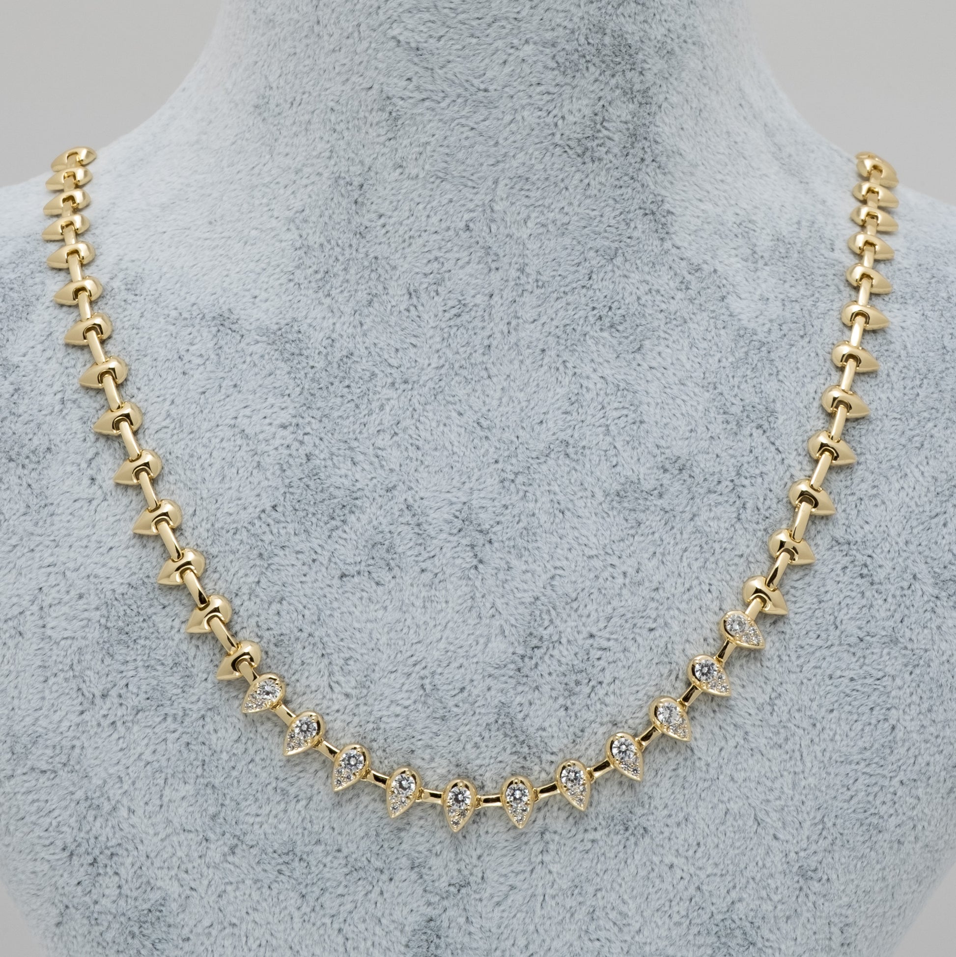 Diamond Drops VIP Gold Kolye